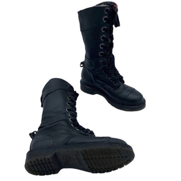 Dr. Martens Triumph Tall Lace Up Fold Over‎ Boot Pink Plaid Women Size 6 - Picture 1 of 10